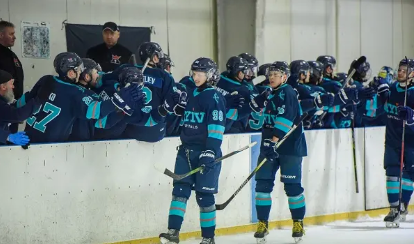 Київ Кепіталз переміг у півфінальній серії ЧУ з хокею